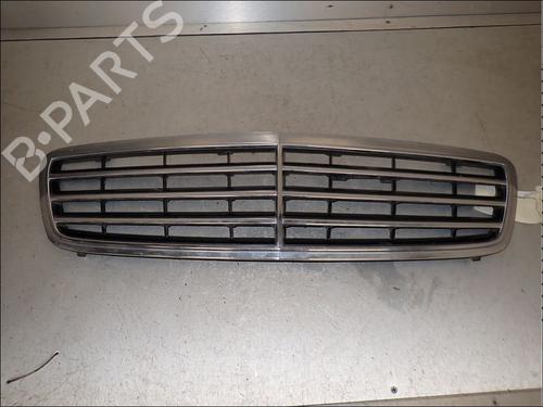 grille-mercedes-benz-c-class-w203-2000-2001-2002-2003-2004-2005-2006-2007-34018488 main image