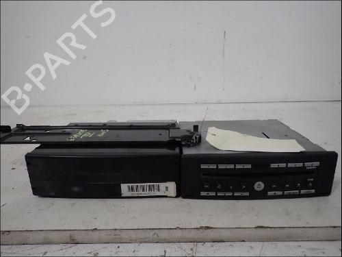 radio-renault-espace-iv-jk01_-2002-40620293 main image