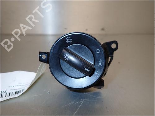 Used Headlight switch Headlight switch VW POLO IV (9N_, 9A_) 1.2 12V (64 hp) 34028937 34028937