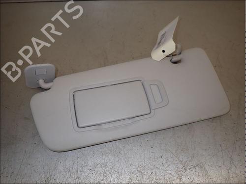 left-sun-visor-renault-megane-iv-hatchback-b9amn_-2015-34031885 main image