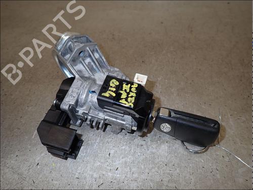 Used Ignition barrel Ignition barrel TOYOTA AURIS Estate (_E18_) 1.4 D-4D (NDE180_) (90 hp) 34034390 34034390