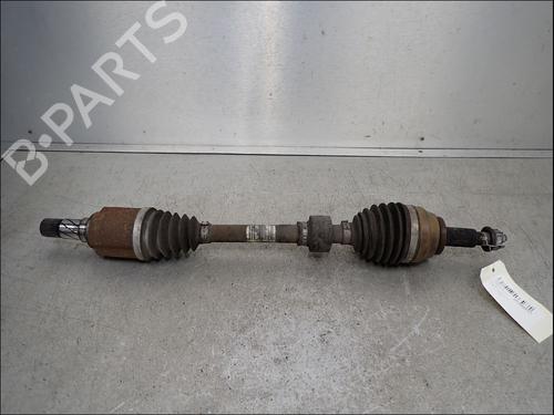 left-front-driveshaft-renault-megane-iv-hatchback-b9amn_-2015-36764323 main image
