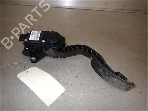 pedal-renault-laguna-iii-bt01-2007-2008-2009-2010-2011-2012-2013-2014-2015-34022504 main image
