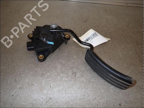 pedal-renault-clio-iii-br01-cr01-2005-2006-2007-2008-2009-2010-2011-2012-2013-2014-34034880 main image
