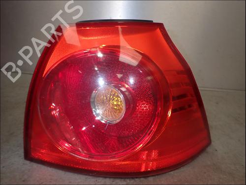 Feu arrière droit Feu arrière droit VW GOLF V (1K1) 1.9 TDI (90 hp) 34262309 34262309
