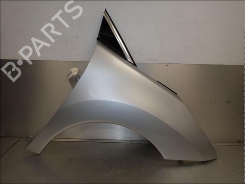 Used Right front fenders Right front fenders 34030704 34030704