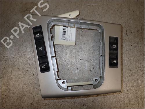 Used Left front window switch Left front window switch 34034330 34034330