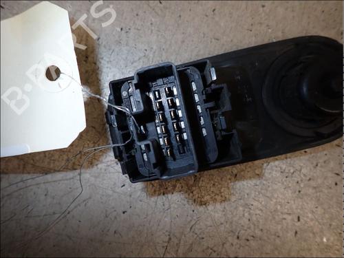 Left front window switch OPEL VIVARO A Van (X83) 2.0 CDTI (F7) | BP34015498I27 - Image 3