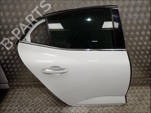 right-rear-door-renault-megane-iv-hatchback-b9amn_-2015-36459428 main image
