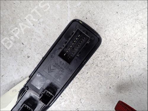 Left front window switch PEUGEOT 308 I (4A_, 4C_) 2.0 HDi | BP37658934I27 - Image 4
