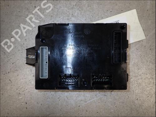 fuse-box-renault-captur-i-j5_-h5_-2013-34503444 main image