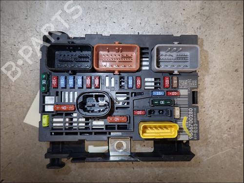 Used Fuse box Fuse box PEUGEOT 807 (EB_) 2.0 HDI (136 hp) 36007355 36007355
