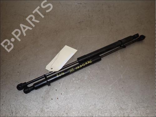 tailgate-lift-support-dacia-sandero-iii-2021-34026133 main image