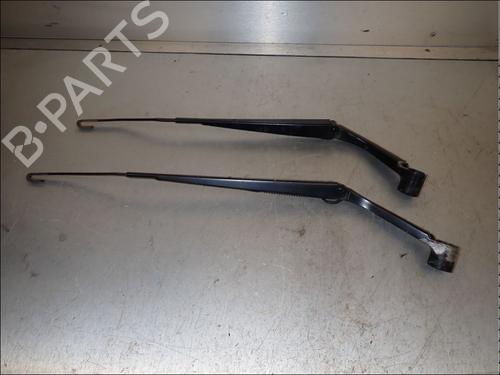 Used Front windshield wiper arm Front windshield wiper arm NISSAN NAVARA NP300 Pickup (D23, D23T) 2.3 dCi 4x4 (D231) (163 hp) 34031494 34031494