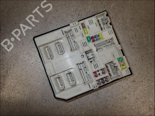 Used Fuse box Fuse box RENAULT MASTER III Van (FV) 2.3 dCi 150 FWD (FV0F, FV03, FV09) (150 hp) 34262228 34262228