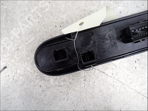 Left front window switch PEUGEOT 3008 I MPV (0U_) 2.0 HDi 150 / BlueHDi 150 | BP37507620I27 - Image 4