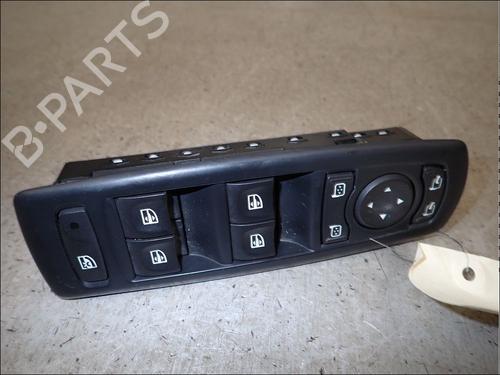 Used Left front window switch Left front window switch RENAULT MEGANE III Hatchback (BZ0/1_, B3_) 1.5 dCi (106 hp) 34034250 34034250