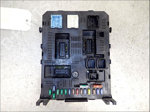 Used Fuse box Fuse box 37507494 37507494
