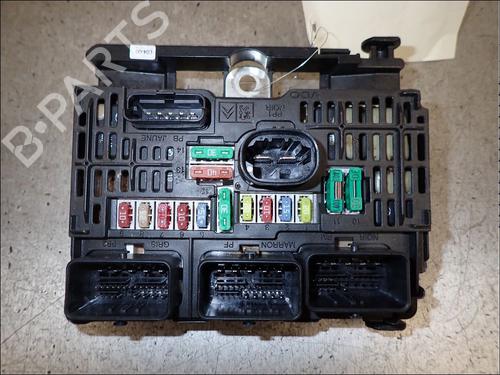 fuse-box-peugeot-307-3ac-2000-2001-2002-2003-2004-2005-2006-2007-2008-2009-2010-2011-2012-34032720 main image