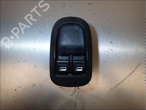 Used Left front window switch Left front window switch PEUGEOT 206 Hatchback (2A/C) 1.4 i (75 hp) 34029086 34029086