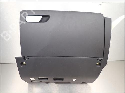 Used Glove box Glove box 39490472 39490472