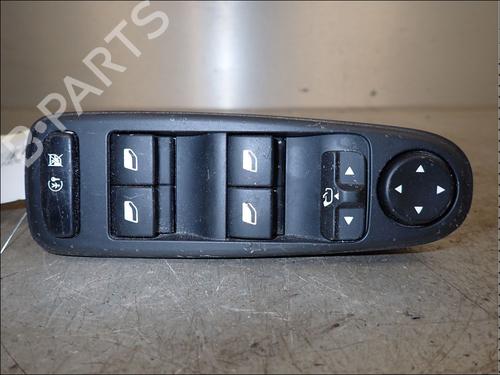 Used Left front window switch Left front window switch CITROËN C4 Picasso I MPV (UD_) 1.6 HDi (109 hp) 34032553 34032553