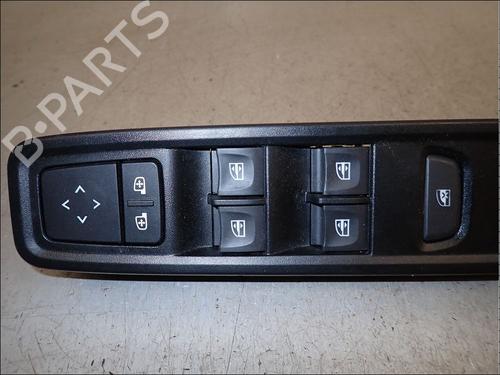 Left front window switch DACIA SANDERO III 1.0 TCe 90 | BP34033305I27 - Image 2