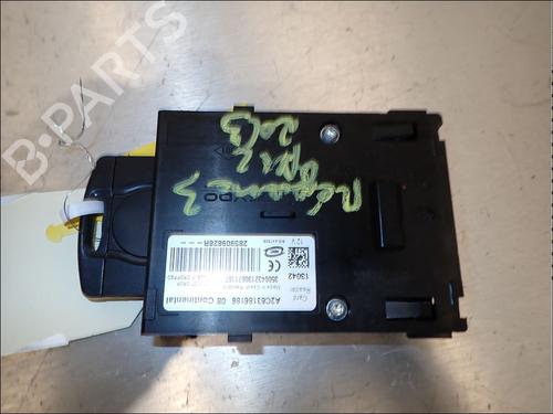 card-reader-renault-megane-iii-hatchback-bz01_-b3_-2008-34013978 main image