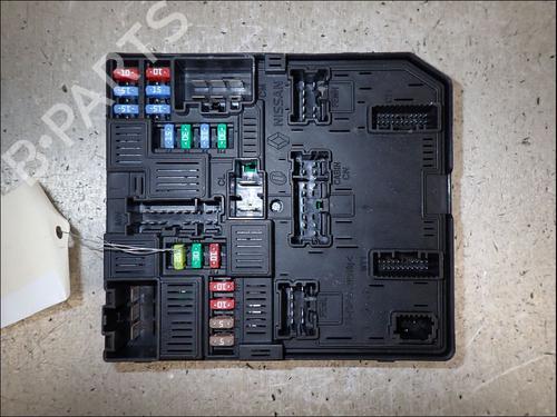 Used Fuse box Fuse box RENAULT MEGANE IV Hatchback (B9A/M/N_) 1.2 TCe 130 (B9MR) (130 hp) 36068558 36068558