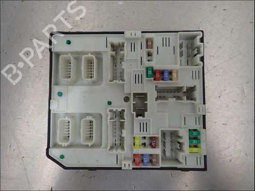 fuse-box-renault-scenic-iii-jz01_-2008-2009-2010-2011-2012-2013-2014-2015-2016-40035279 main image