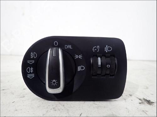 Forlygtekontakt Forlygtekontakt AUDI A3 Sportback (8PA) 1.6 TDI (90 hp) 34023657 34023657