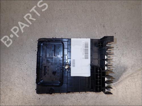 Fuse box VW TIGUAN (5N_) 2.0 TDI | BP34031297E1 - Image 3