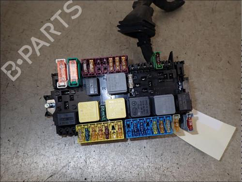 fuse-box-mercedes-benz-a-class-w176-2012-2013-2014-2015-2016-2017-2018-34011066 main image