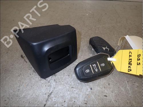 card-reader-citroen-ds5-2011-2012-2013-2014-2015-2016-34024959 main image