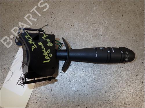 Comutador Comutador RENAULT LAGUNA II Grandtour (KG0/1_) 1.9 dCi (KG1V) (130 hp) 34033694 34033694