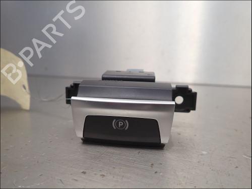 Used Switch Switch PEUGEOT 308 II (LB_, LP_, LW_, LH_, L3_) 1.2 THP 130 (131 hp) 40462632 40462632