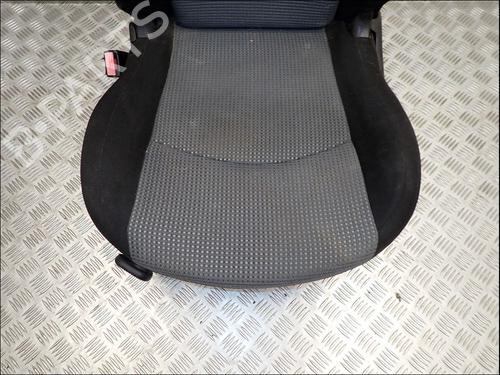 Left front seat PEUGEOT 206 SW (2E/K) 2.0 HDi | BP37281840C15 - Image 2