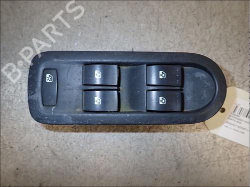 Used Left front window switch Left front window switch RENAULT SCÉNIC II (JM0/1_) 1.5 dCi (JM0F) (82 hp) 34033361 34033361