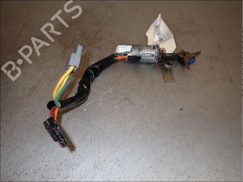Used Ignition barrel Ignition barrel RENAULT SUPER 5 (B/C40_) 1.4 Cat (B/C/407) (58 hp) 34026405 34026405