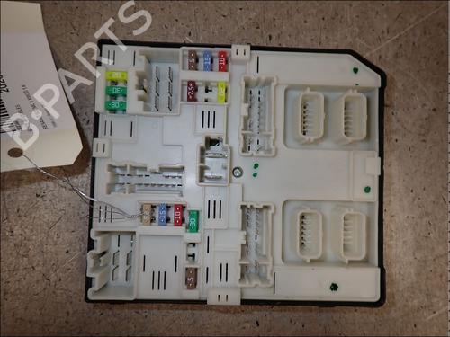 fuse-box-renault-scenic-iii-jz01_-2008-2009-2010-2011-2012-2013-2014-2015-2016-34036606 main image