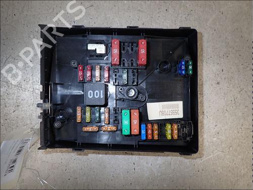 fuse-box-vw-golf-vi-5k1-2008-2009-2010-2011-2012-2013-2014-34147924 main image