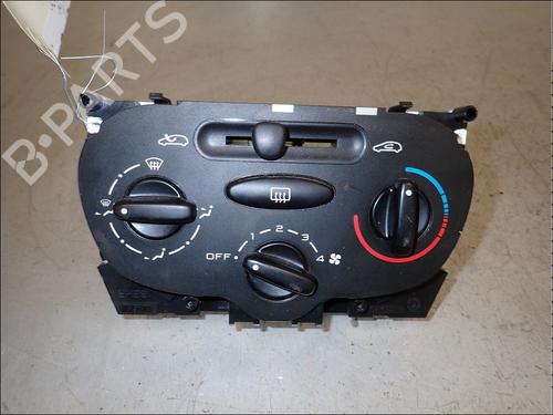 Used Climate control Climate control PEUGEOT 206 Hatchback (2A/C) 1.4 HDi eco 70 (68 hp) 34031805 34031805