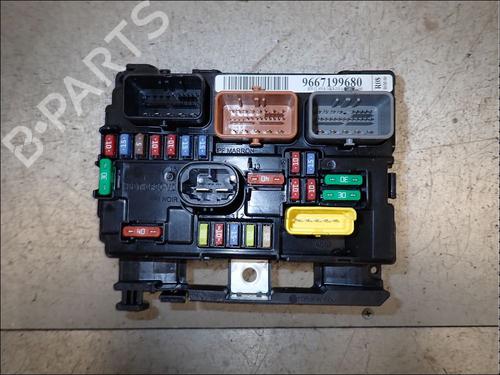 fuse-box-citroen-c3-ii-sc_-2009-34013588 main image