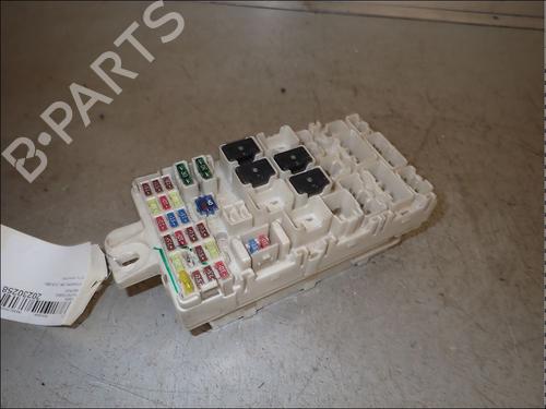 Used Fuse box Fuse box MITSUBISHI L200 / TRITON (KA_T, KB_T) 2.5 DI-D 4WD (KB4T) (178 hp) 34029828 34029828
