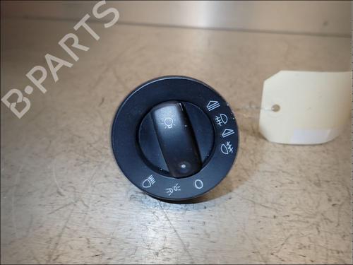 Used Headlight switch Headlight switch AUDI A4 B7 Avant (8ED) 2.0 TDI (170 hp) 34010931 34010931