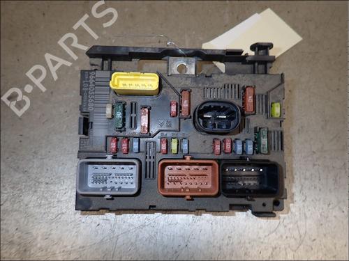Used Fuse box Fuse box CITROËN C4 Picasso I MPV (UD_) 1.6 HDi (109 hp) 34030404 34030404