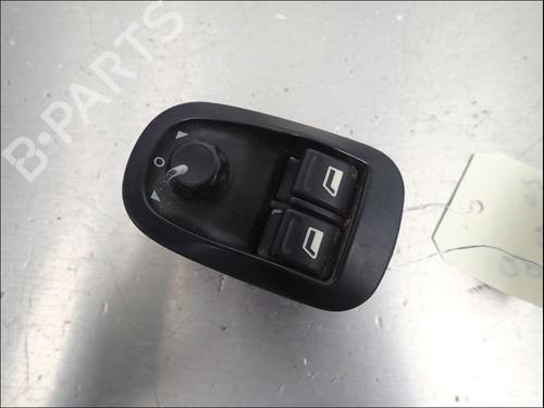 Used Left front window switch Left front window switch PEUGEOT 206 Hatchback (2A/C) 1.4 i (75 hp) 39737167 39737167