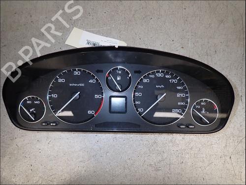 Used Instrument cluster Instrument cluster PEUGEOT 607 (9D, 9U) 2.2 HDi (133 hp) 34532471 34532471