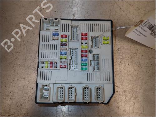 Used Fuse box Fuse box RENAULT MEGANE III Grandtour (KZ0/1) 1.5 dCi (KZ09, KZ0D, KZ1G, KZ29, KZ14, KZ1W, KZ10, KZ1F,... (110 hp) 34026356 34026356