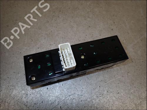 Left front window switch HYUNDAI TUCSON (JM) 2.0 CRDi All-wheel Drive | BP34416162I27 - Image 2